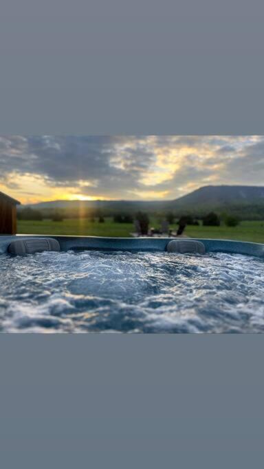 Holly Tree Retreat Located In Beautiful Luray, Va. Βίλα Εξωτερικό φωτογραφία
